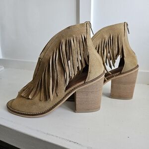 Musse And Cloud Fringed Tan Heeled Ankle Boots 8-8.5/39